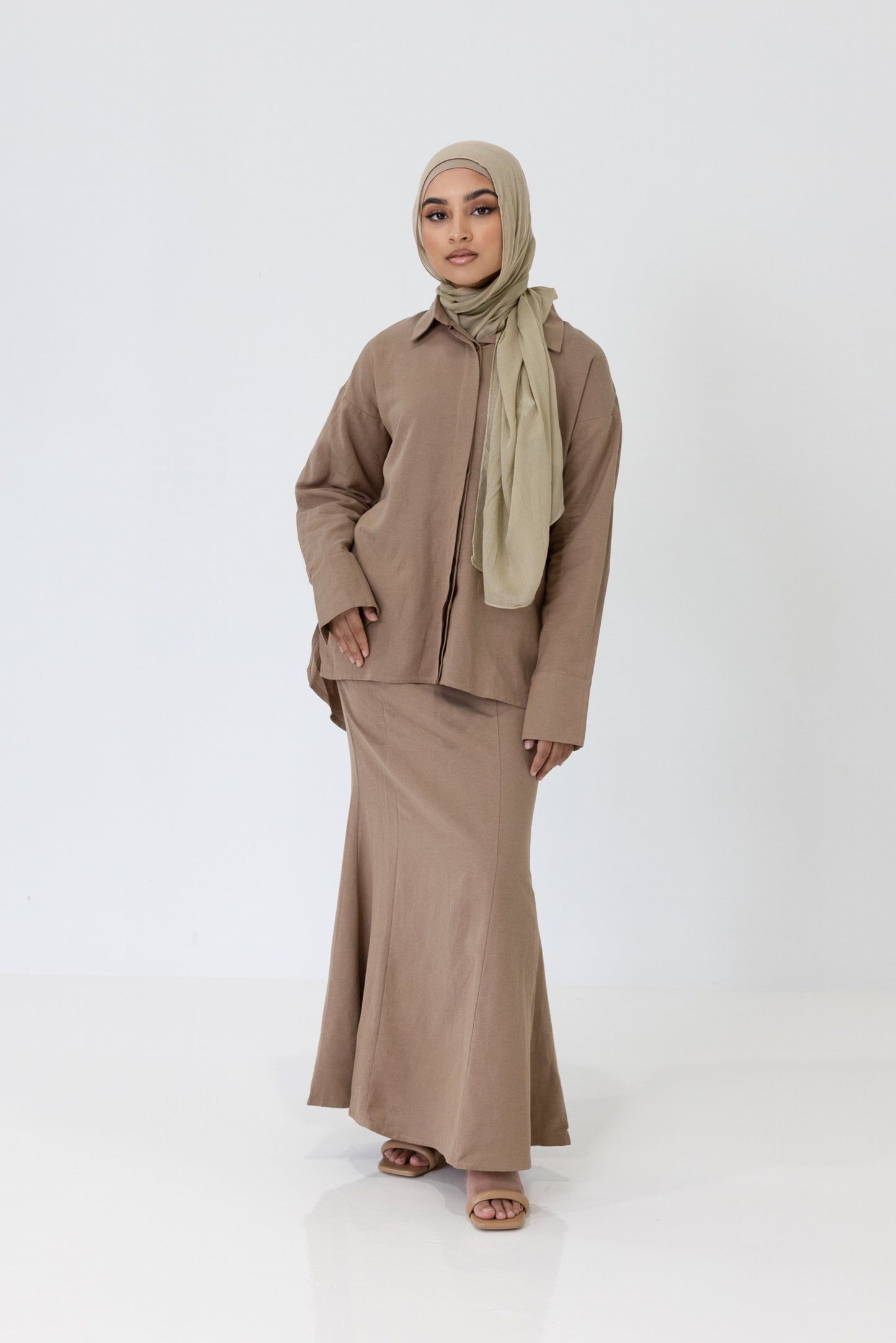 Ember Linen Set- Walnut