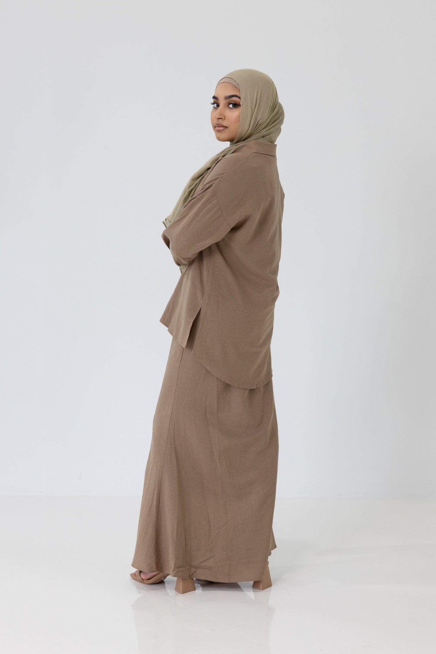 Ember Linen Set- Walnut